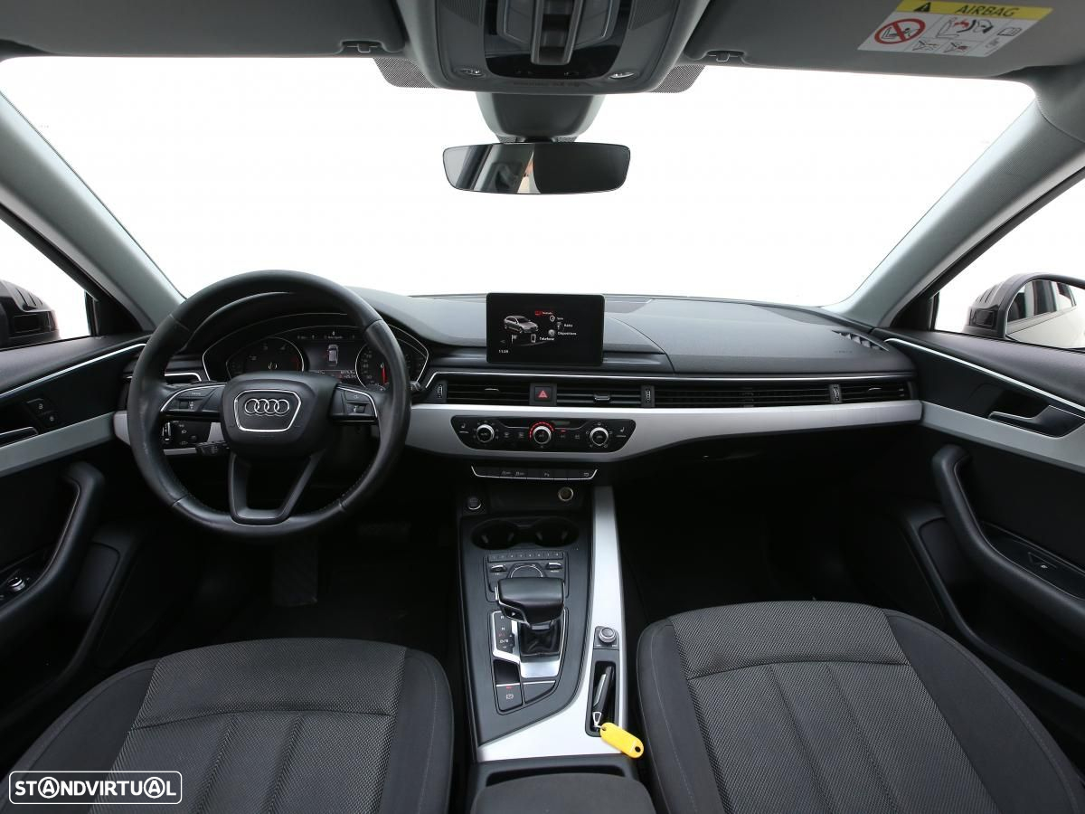 Audi A4 Avant - 6