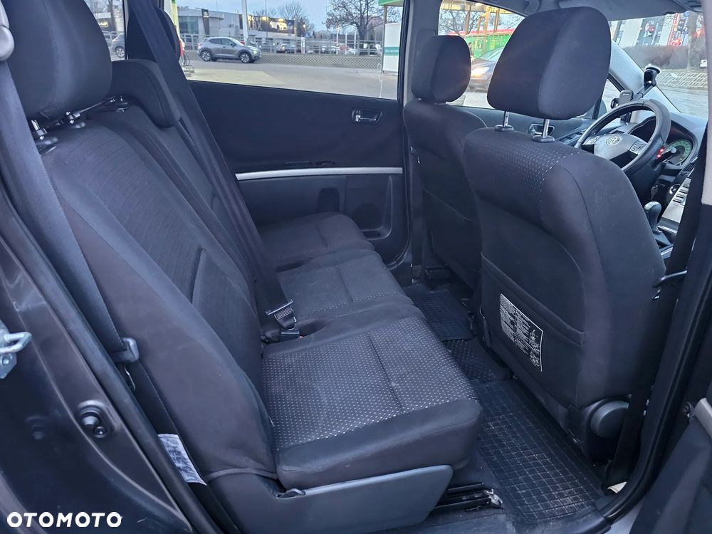 Toyota Corolla Verso 2.2 D-4D Premium - 7