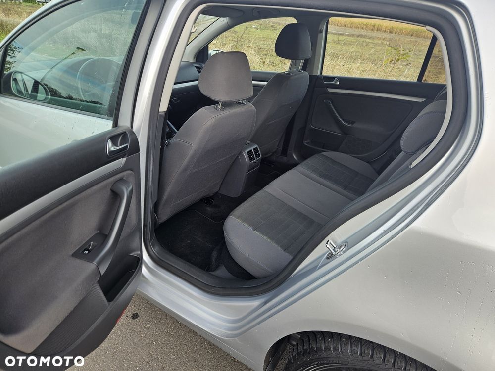 Volkswagen Golf - 7