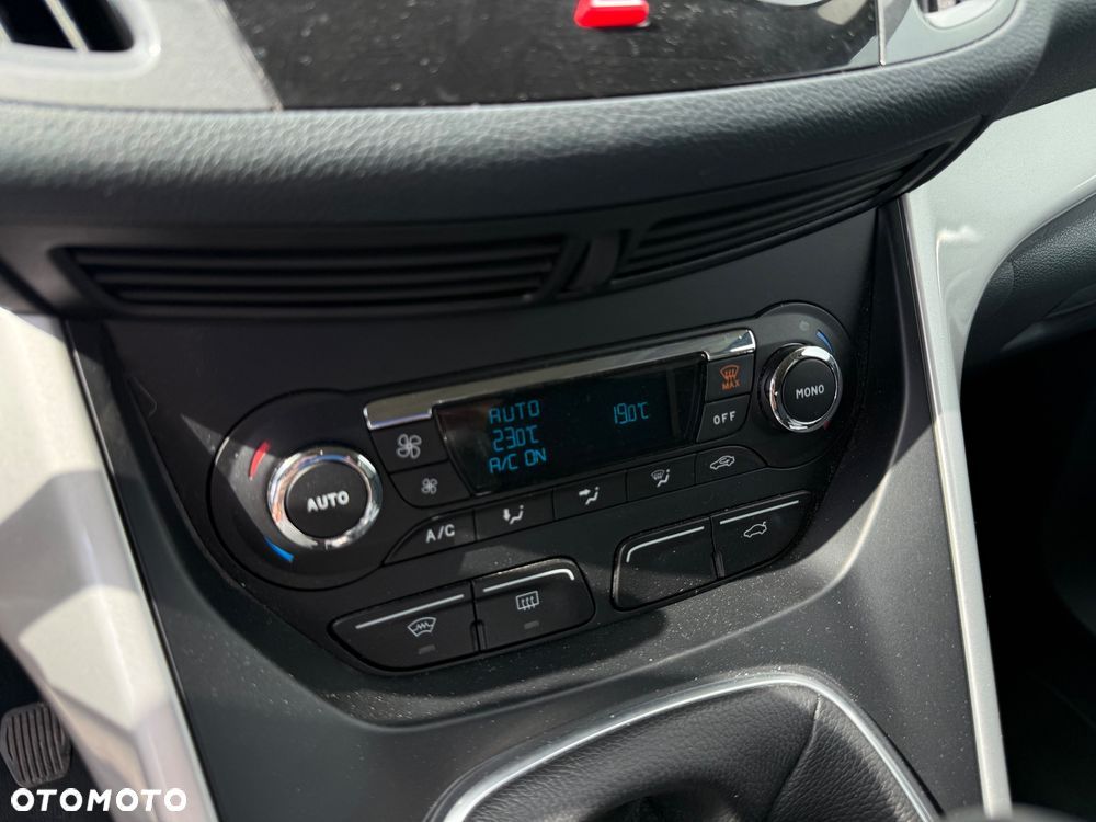 Ford Grand C-MAX - 18