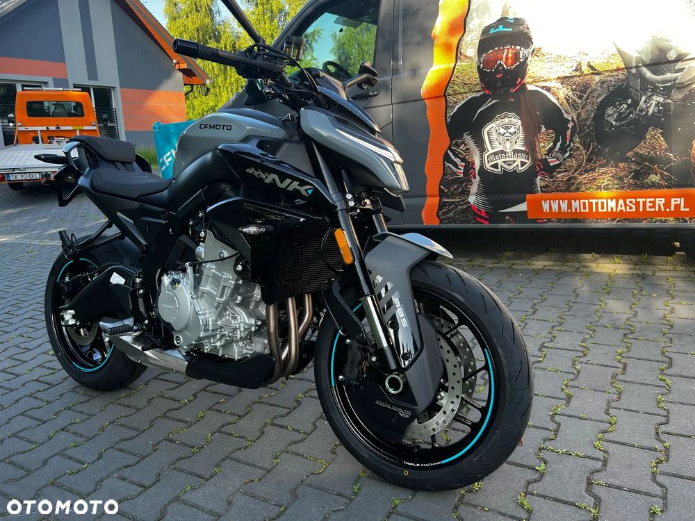 CFMoto 675NK - 24