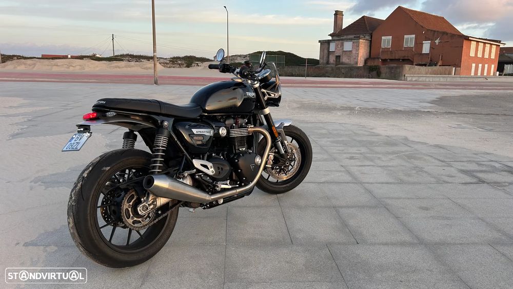 Triumph Speed Twin 1200cc Bonneville (2nd Gen) - 3