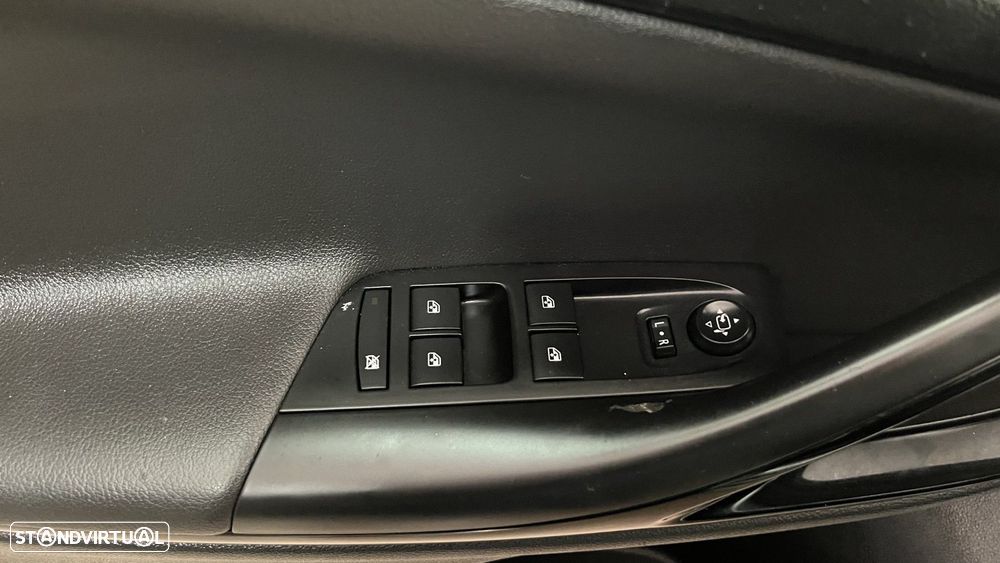 Opel Astra Sports Tourer 1.0 Dynamic S/S - 32