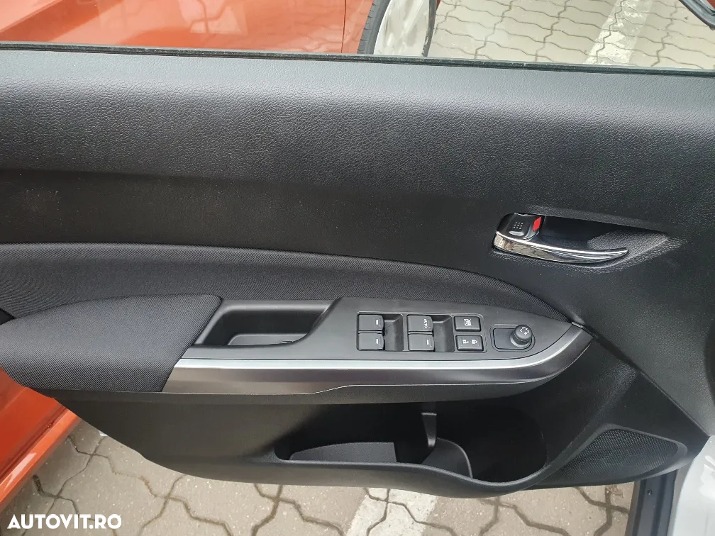 Suzuki Vitara 1.4 Boosterjet MHEV Passion - 8