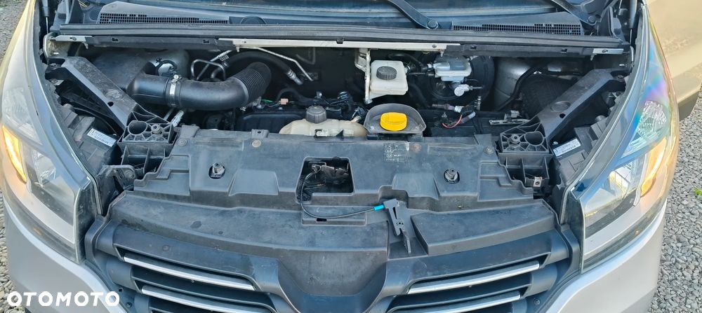 Renault Trafic - 14