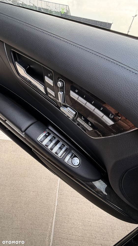 Mercedes-Benz CL - 11