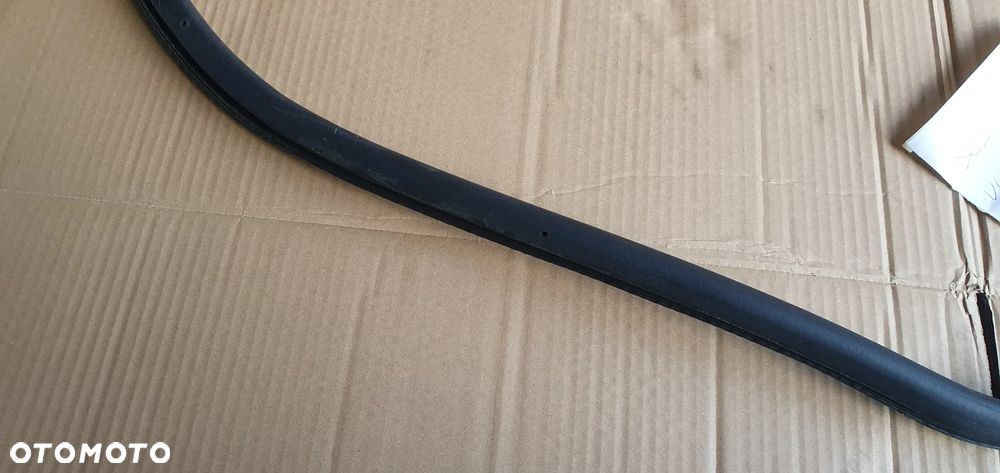 Uszczelka drzwi lewy przód przednia lewa VW Touran 1T0867911D - 3