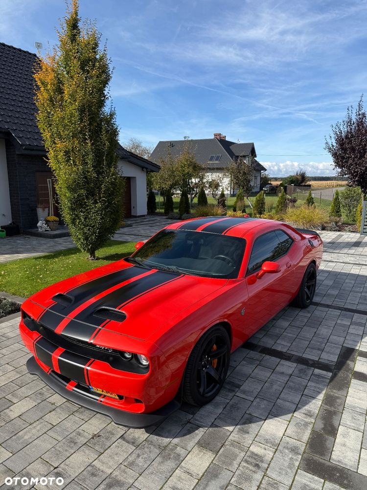 Dodge Challenger 6.2 Hellcat - 1