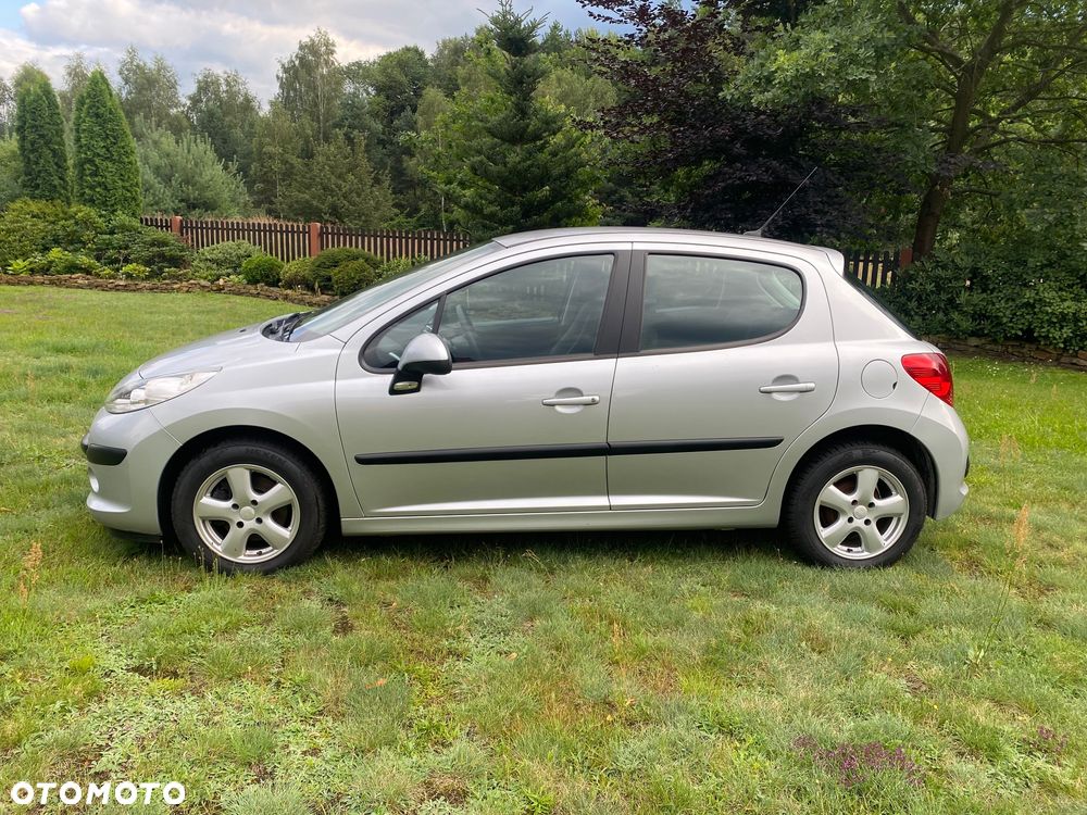 Peugeot 207 95 VTi Urban Style - 3