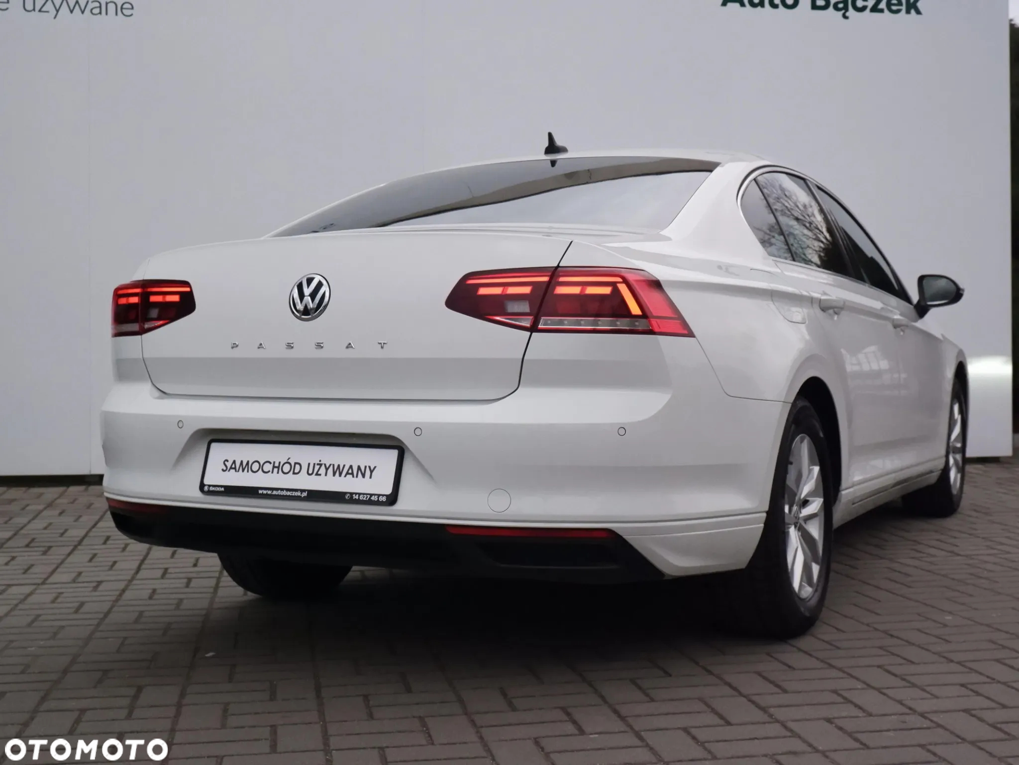 Volkswagen Passat - 6