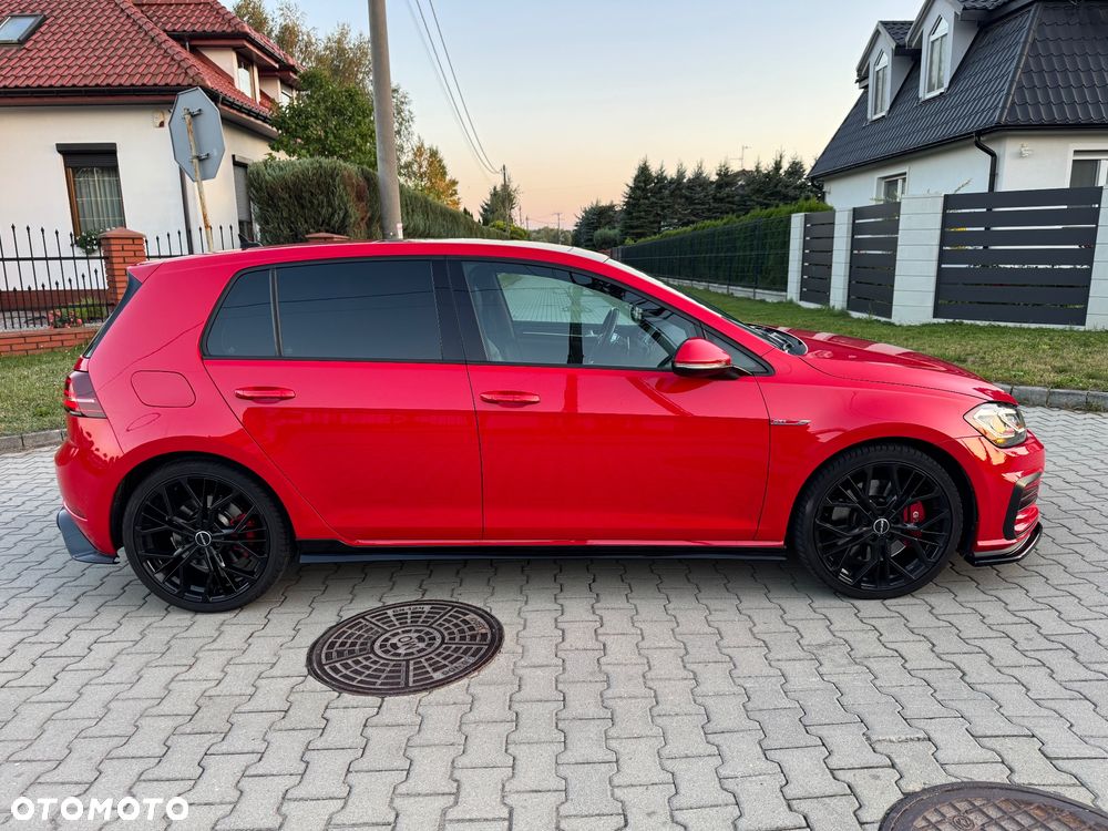 Volkswagen Golf - 11