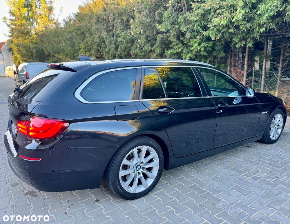 BMW Seria 5 520d Touring - 23