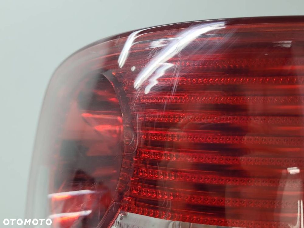 LAMPA TYŁ PRAWA VW PASSAT B5 KOMBI LIFT EUROPA 2004 - 4
