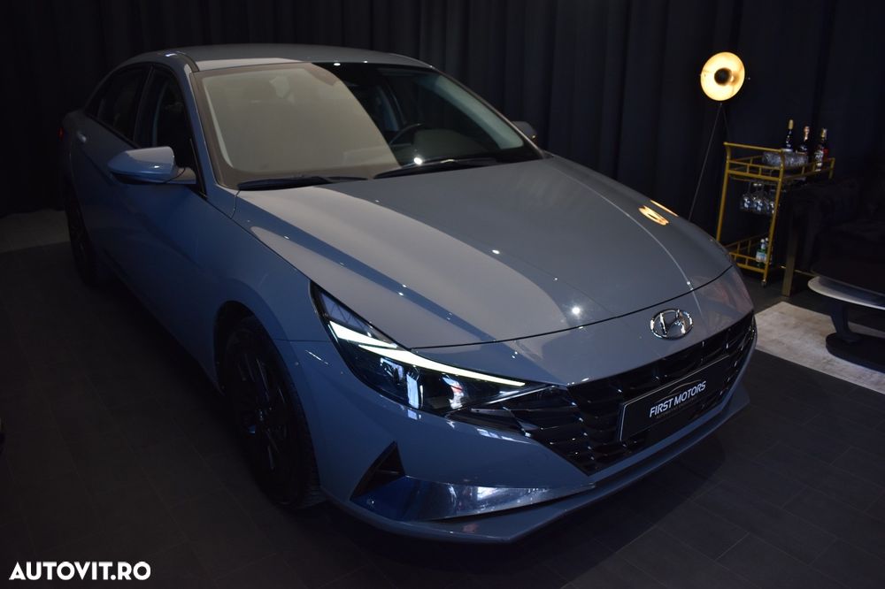 Hyundai Elantra 1.6 l 123 CP CVT Highway - 3