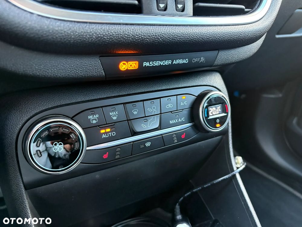 Ford Fiesta 1.0 EcoBoost Titanium ASS - 16