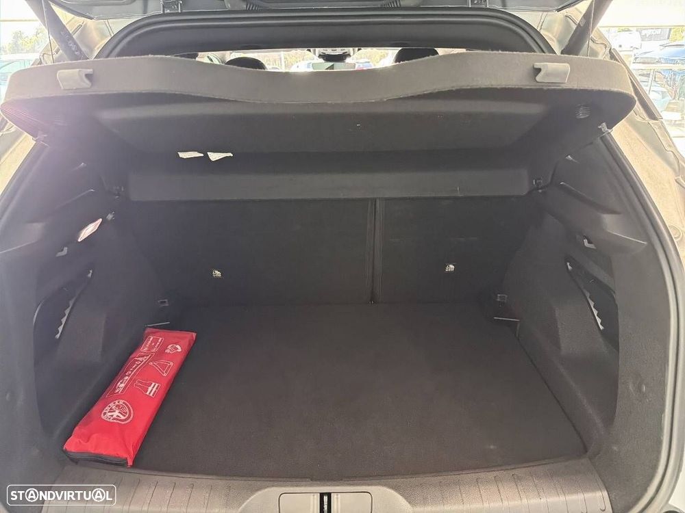 Alfa Romeo Junior 1.2 Speciale eDCT6 - 6