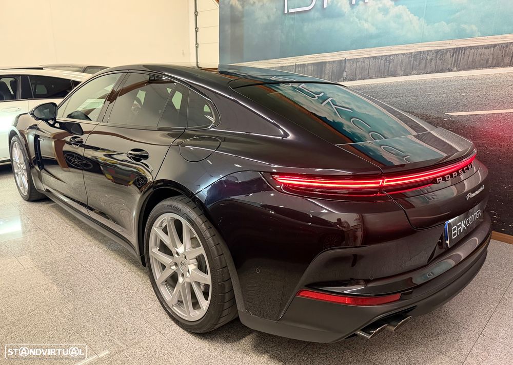 Porsche Panamera 4 E-Hybrid - 5