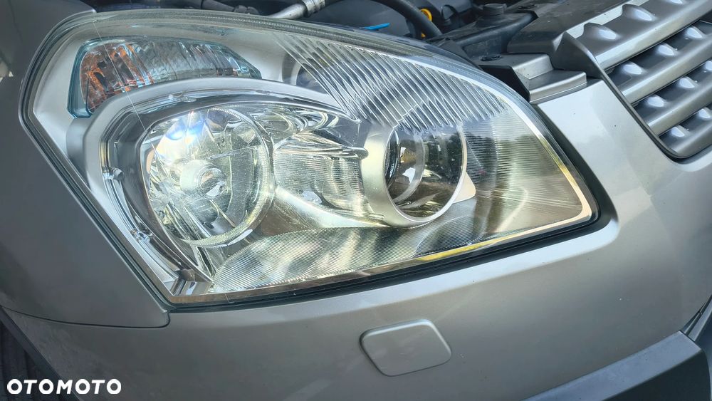 Nissan Qashqai 2.0 4x4 Tekna - 27