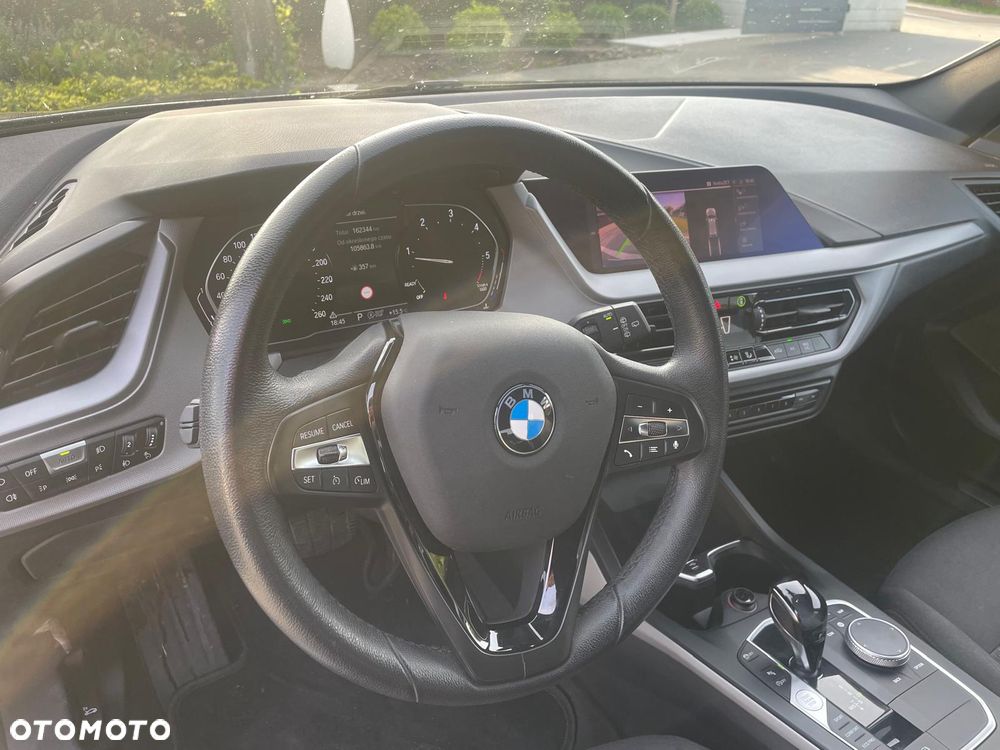 BMW Seria 1 118d Business Edition sport - 9