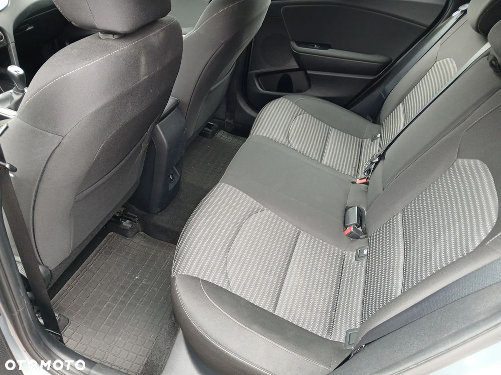 Kia Ceed 1.5 T-GDI M - 6