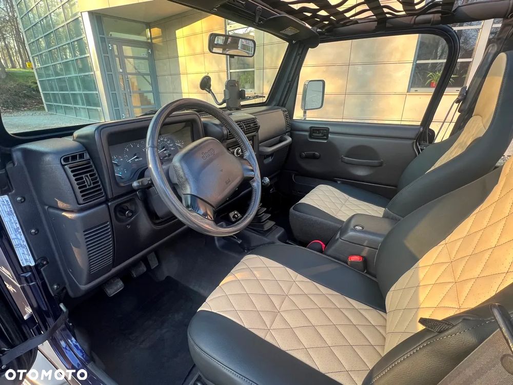 Jeep Wrangler 2.5L - 28