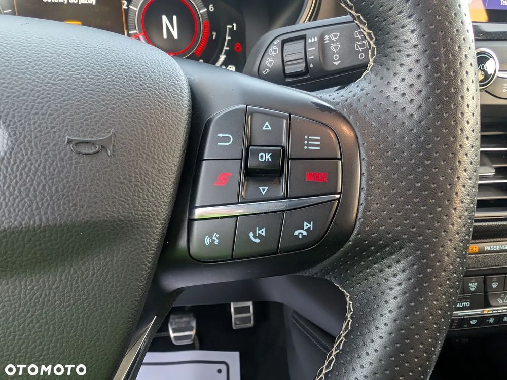 Ford Focus 2.3 EcoBoost S&S ST Edition - 24