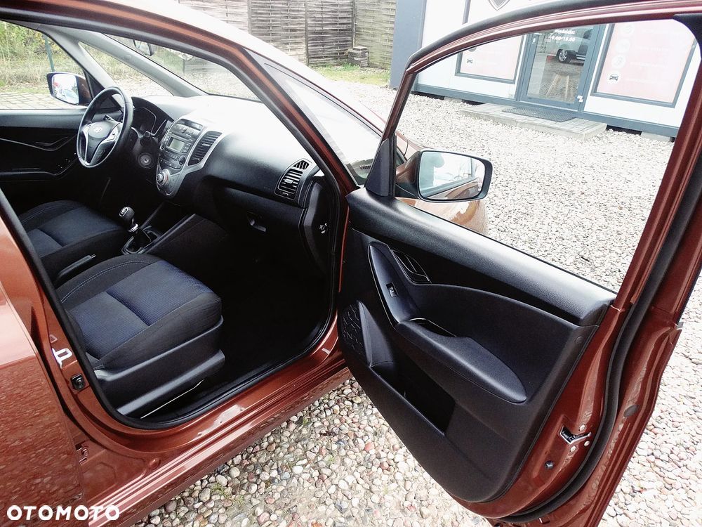 Hyundai ix20 1.4 blue Style - 29