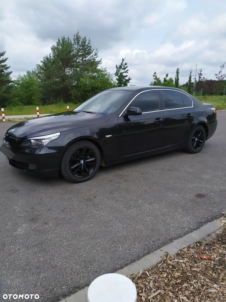 BMW Seria 5 520i - 13