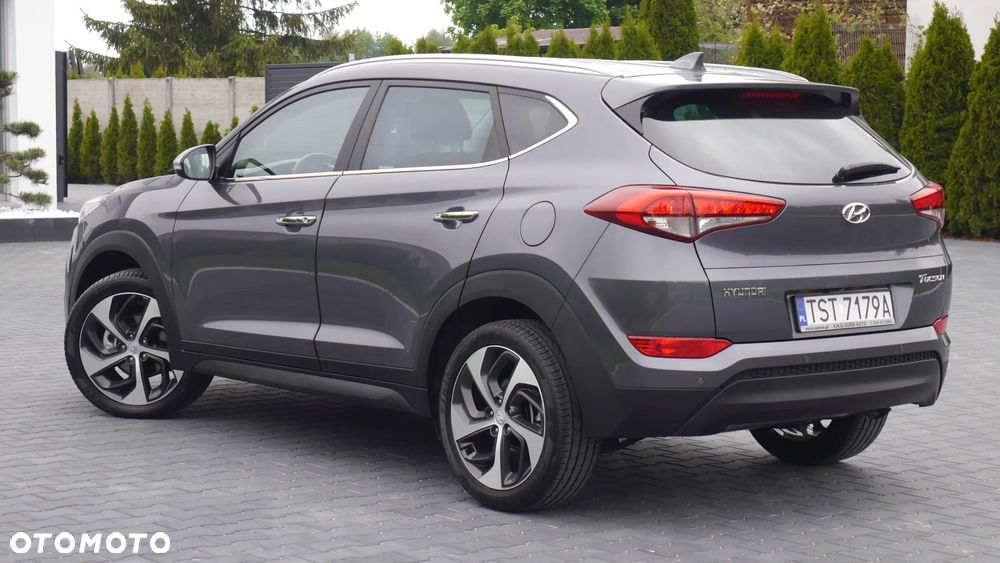 Hyundai Tucson 1.7 CRDI BlueDrive GO 2WD - 21