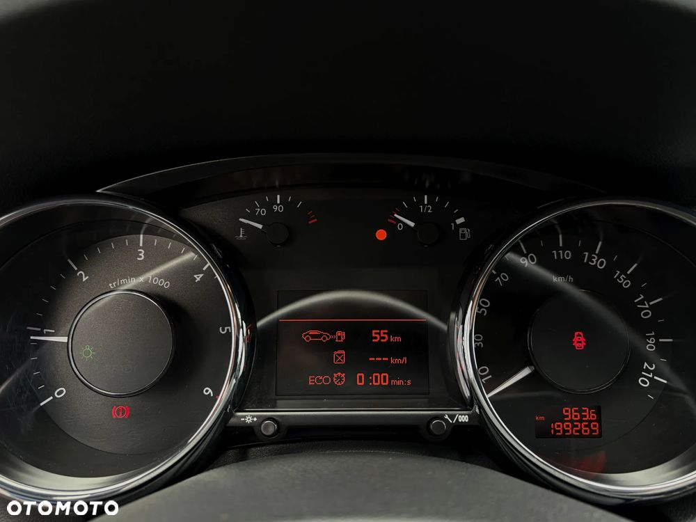 Peugeot 5008 1.6 BlueHDi Active 7os - 21