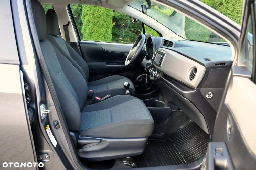 Toyota Yaris - 17