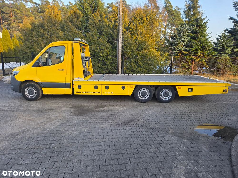 Mercedes-Benz Sprinter - 6