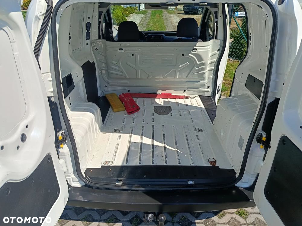 Citroën Nemo - 24