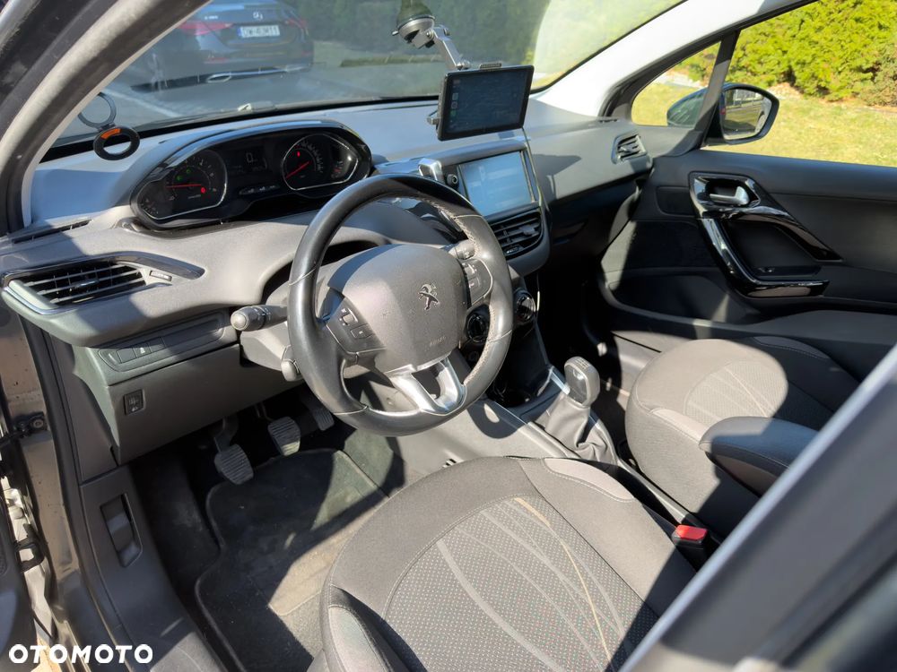 Peugeot 208 1.4 HDi Active - 5