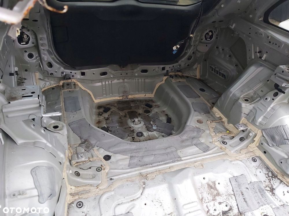 Toyota Avensis T27 Lift Kombi T29 zderzak klapa lampa tył błotnik pas tylny - 6