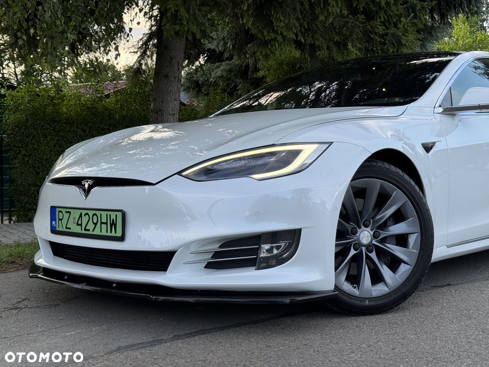 Tesla Model S Long Range Plus - 9