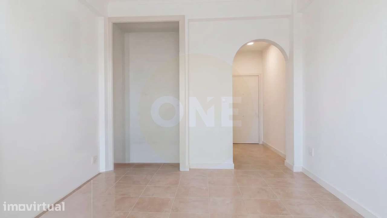 T2 Totalmente Remodelado Montebelo Sul  Setúbal - Grande imagem: 5/15