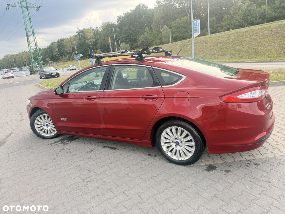 Ford Fusion - 8