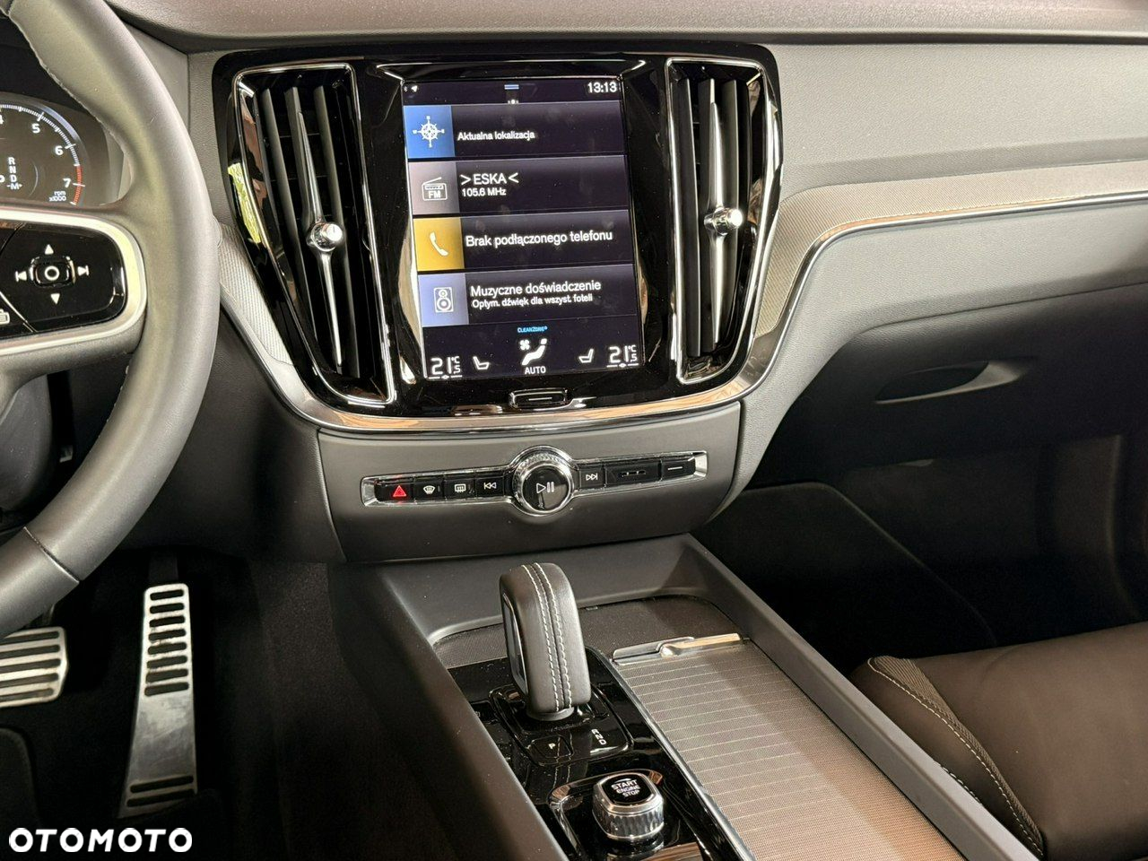 Volvo S60 B4 B R-Design - 24