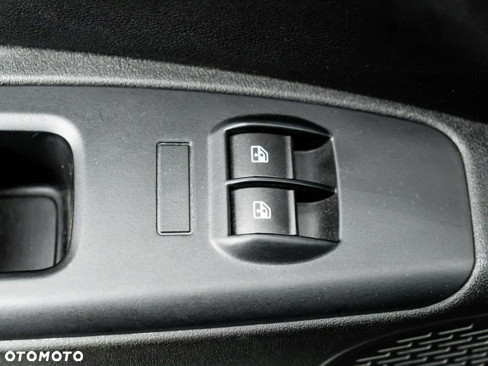 Fiat Doblo Kombi Maxi 1.6 MJ Dynamic - 18