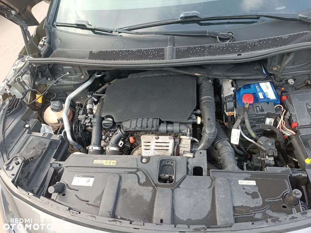 Peugeot 3008 1.2 PureTech GPF Allure S&S EAT8 - 17