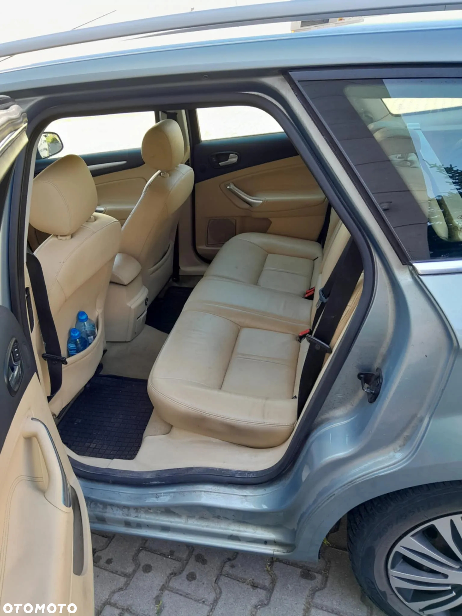 Ford Mondeo 2.0 TDCi Ghia - 10