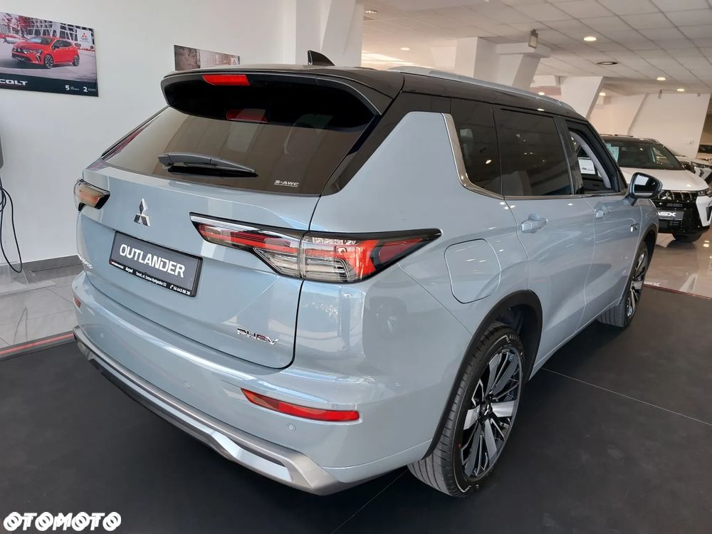 Mitsubishi Outlander PHEV Instyle - 3