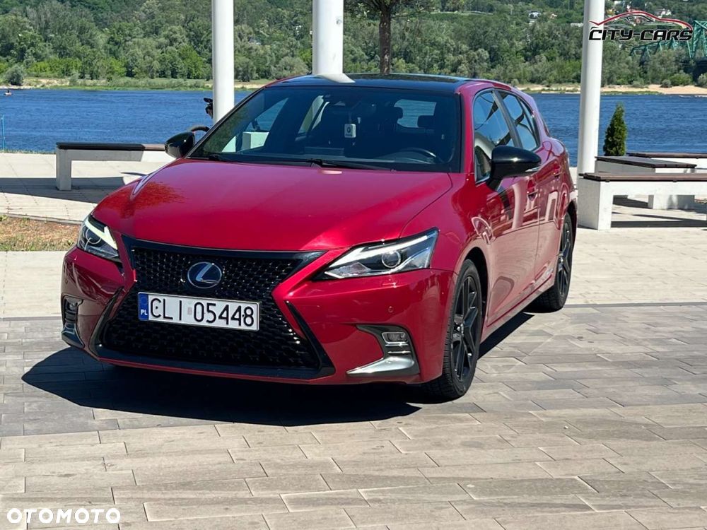 Lexus CT - 12
