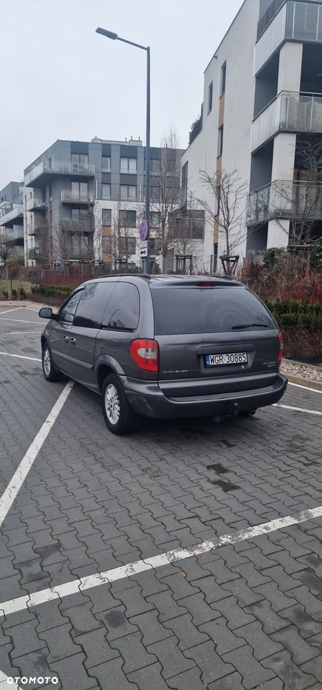 Chrysler Voyager - 10