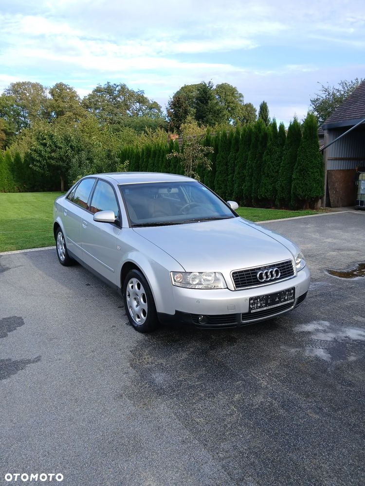 Audi A4 Limousine