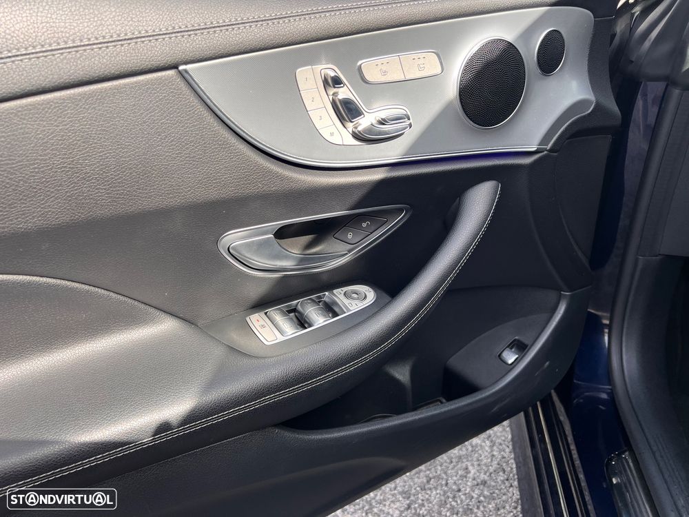 Mercedes-Benz E 220 d Cabrio 4Matic 9G-Tronic AMG Line - 12