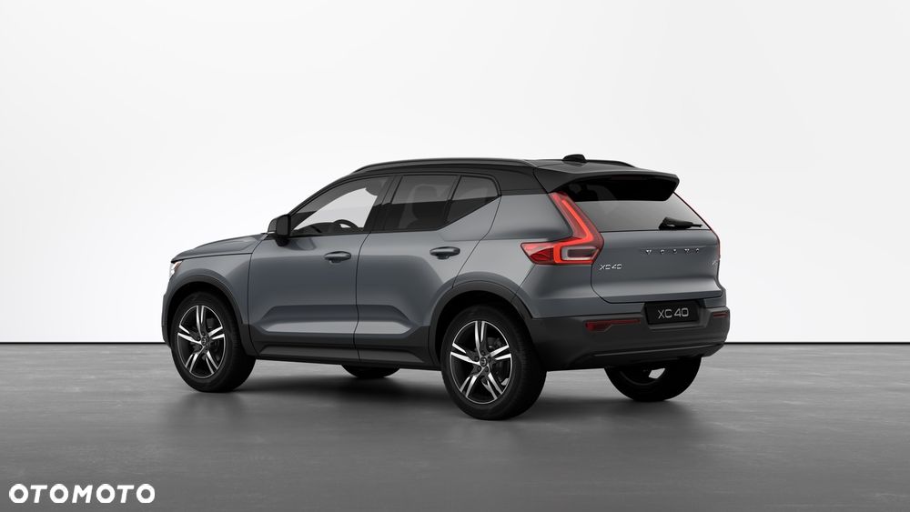 Volvo XC 40 B4 B AWD R-Design - 4