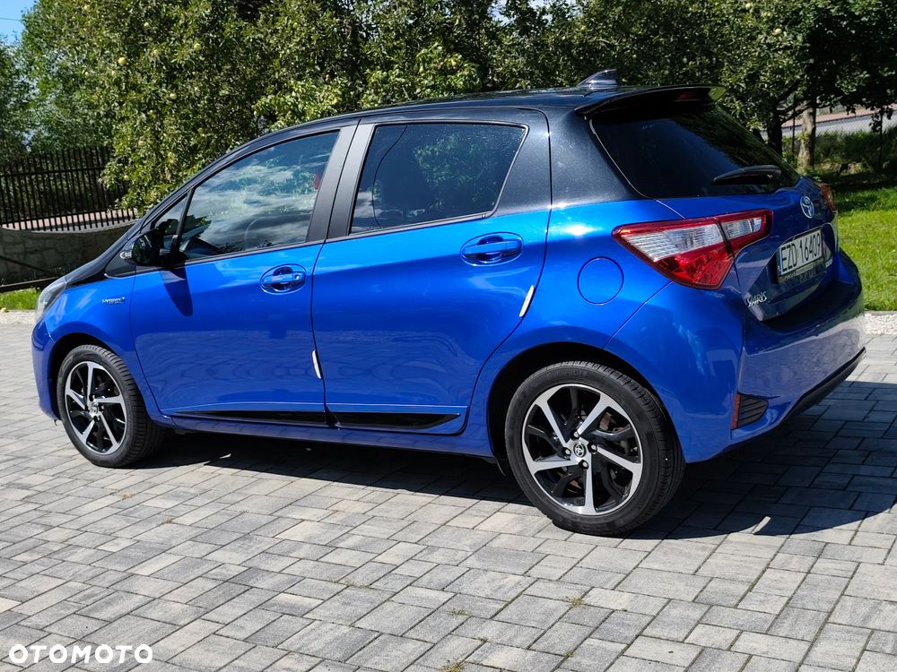 Toyota Yaris Hybrid 100 Premium EU6 - 3