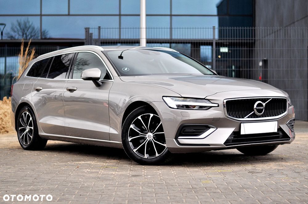 Volvo V60 D4 Geartronic Momentum - 24